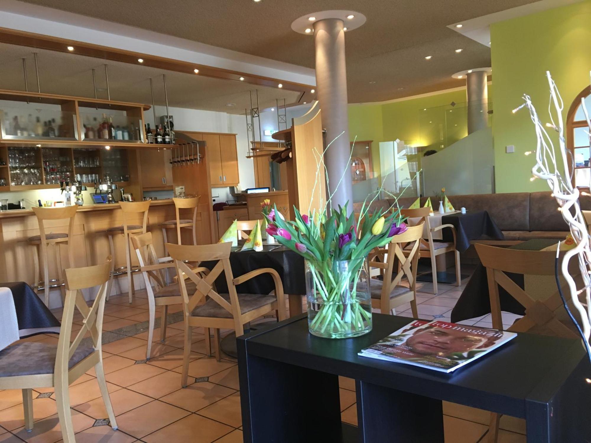 Warias Hotel & Restaurant Braunsbedra Eksteriør bilde